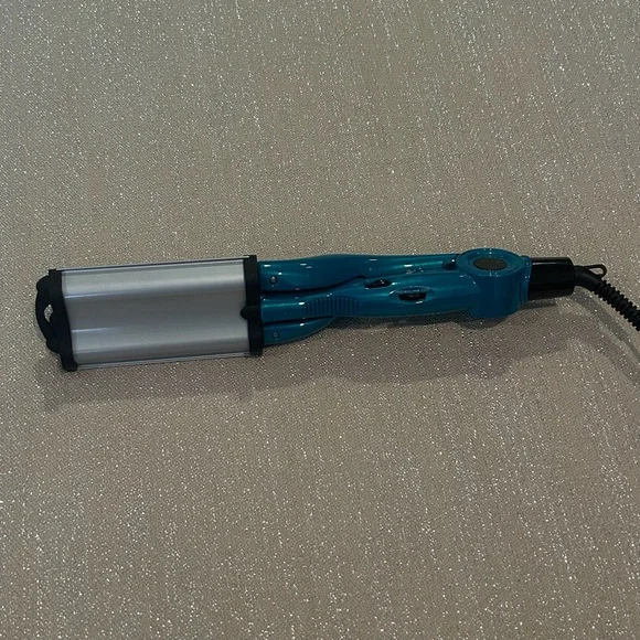 BedHead Wave Artist Deep Waver - Picture 7 of 10